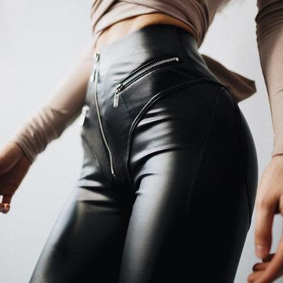 Zippered hip-hugging leggings